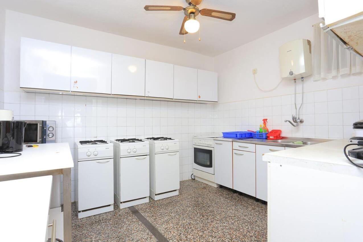 Apartments And Rooms With Parking Space Tucepi, Makarska - 5263 Buitenkant foto