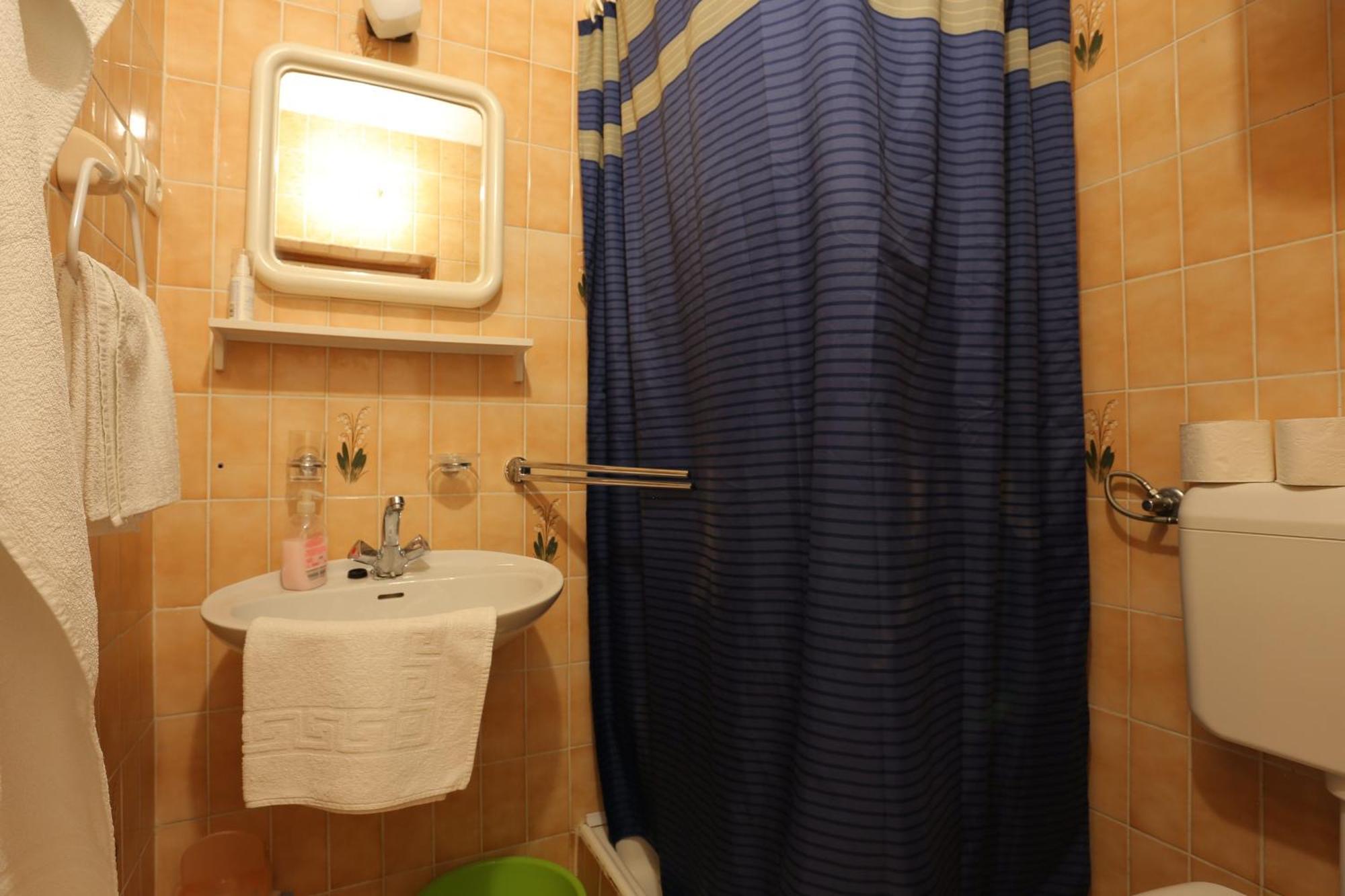 Apartments And Rooms With Parking Space Tucepi, Makarska - 5263 Buitenkant foto